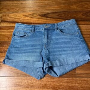 H&M Womens Denim Shorts Medium Wash Cuffed Hem Blue Size 6